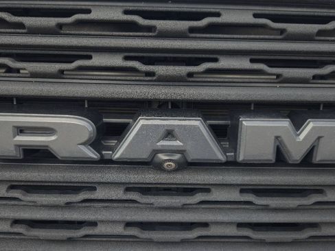 Used 2021 RAM 2500 Limited AWD/4WD image 9