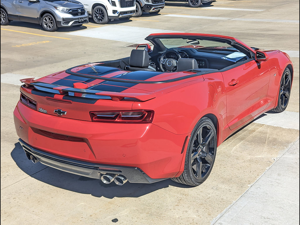 Used 2016 Chevrolet Camaro SS RWD image 7
