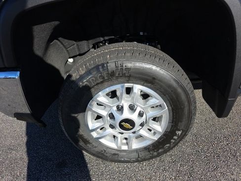 New 2026 Chevrolet Silverado 2500 LT w/ Leather Package image 6