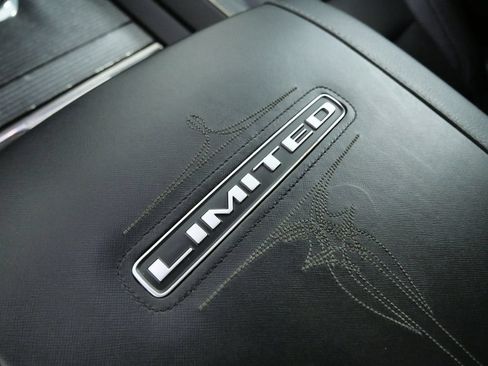 Used 2019 RAM 1500 Limited AWD/4WD image 27