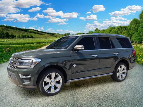 Used 2022 Ford Expedition King Ranch RWD image 2