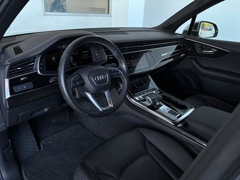 Used 2025 Audi Q7 3.0T Premium Plus AWD/4WD image 12