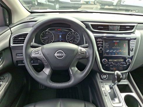 Certified 2024 Nissan Murano SV w/ SV Midnight Edition Package image 12