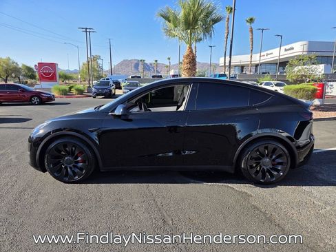 Used 2022 Tesla Model Y Performance AWD/4WD image 3