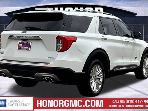 Used 2022 Ford Explorer King Ranch w/ Class IV Trailer Tow Package AWD/4WD image 6