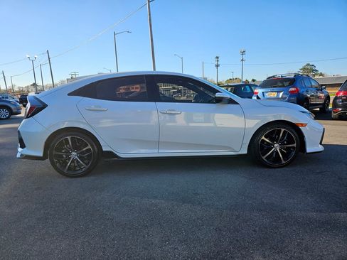 Used 2021 Honda Civic Sport image 4