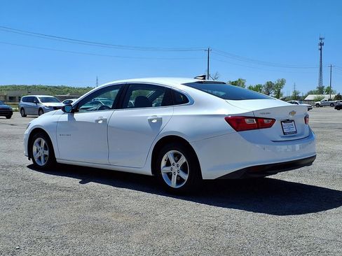 Used 2022 Chevrolet Malibu LS image 5