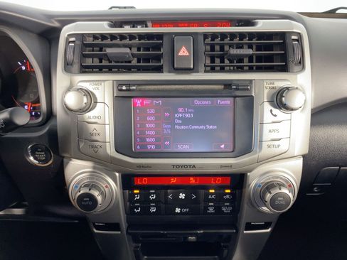 Used 2013 Toyota 4Runner Limited image 23