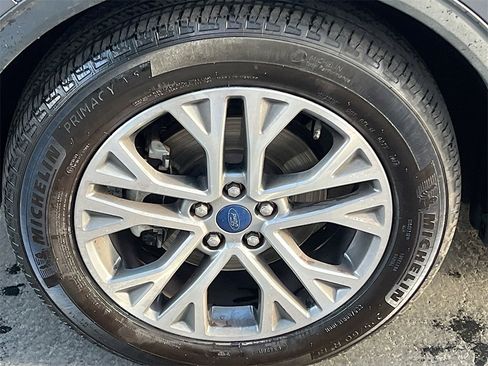 Used 2022 Ford Escape SEL image 29