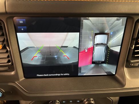 Certified 2024 Ford Bronco Badlands AWD/4WD image 12