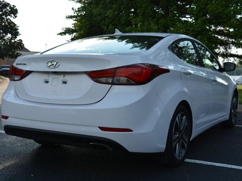 Used 2015 Hyundai Elantra Sport FWD image 5