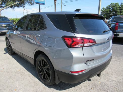 Used 2023 Chevrolet Equinox LS w/ Sport Edition FWD image 8