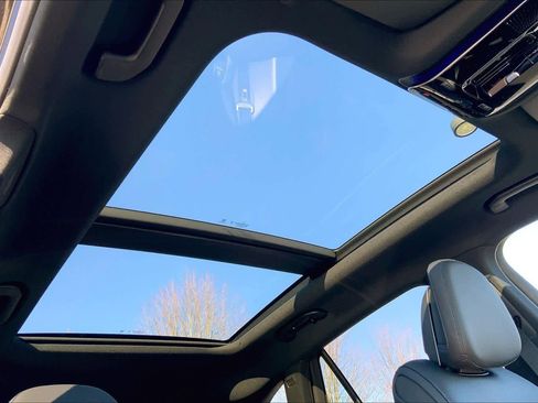 New 2026 Mercedes-Benz GLC 300 4MATIC image 11