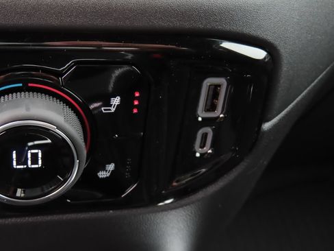 New 2026 Chevrolet Silverado 1500 RST AWD/4WD image 11