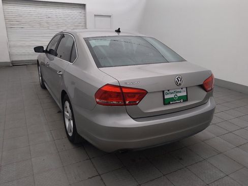 Used 2014 Volkswagen Passat 1.8T S FWD image 5