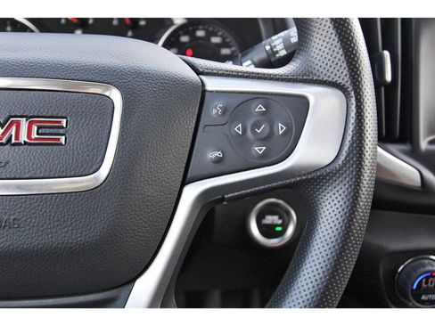 Used 2022 GMC Terrain SLE w/ Driver Convenience Package image 16