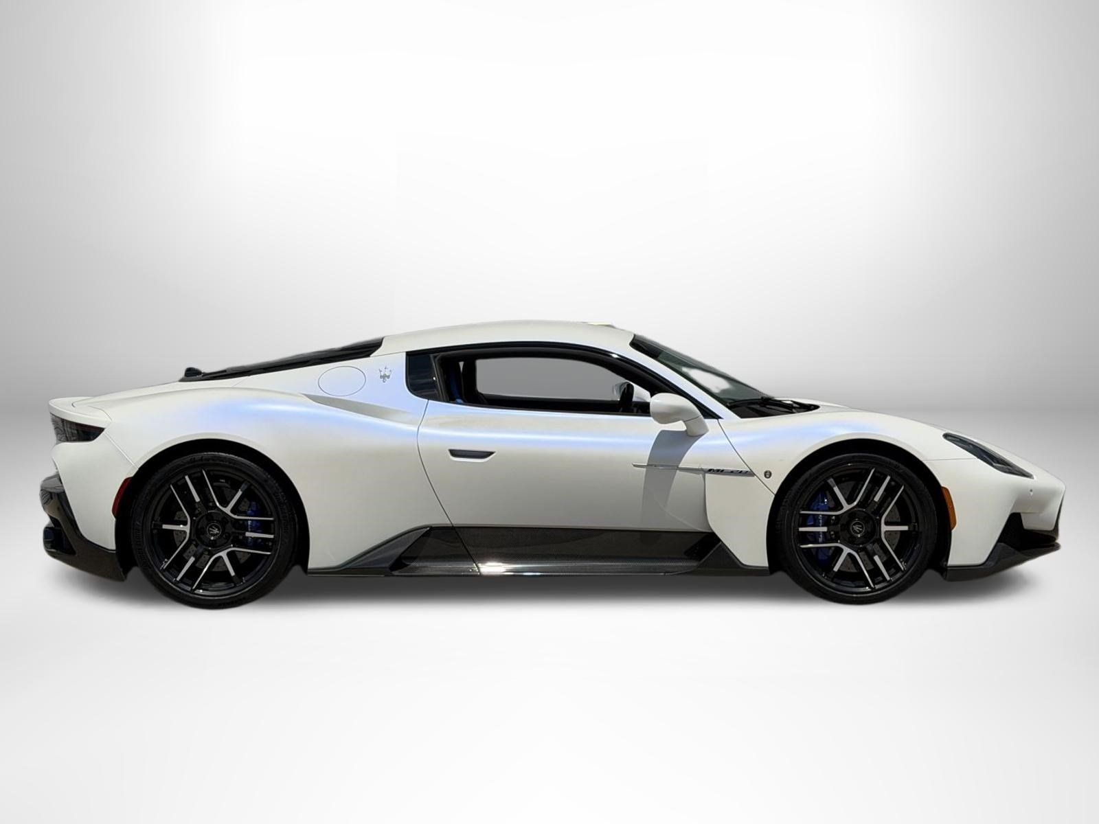 Used 2022 Maserati MC20 Coupe RWD image 2