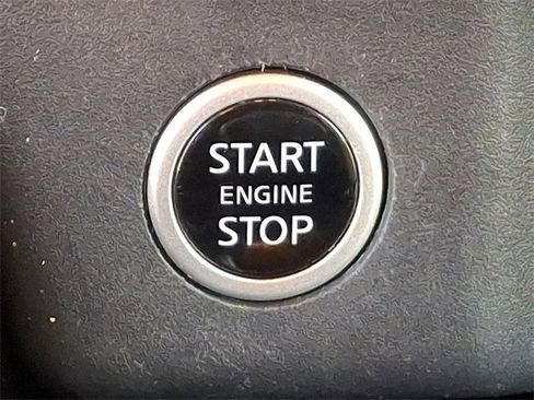 Used 2023 Nissan Rogue SV image 25