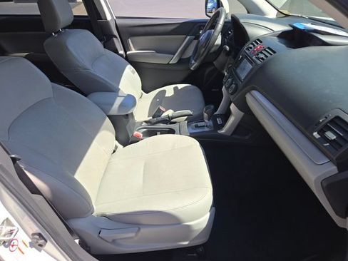 Used 2014 Subaru Forester 2.5i Touring w/ Protection Package #2 AWD/4WD image 17