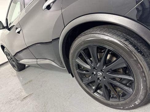 Used 2024 Nissan Murano SV w/ SV Midnight Edition Package AWD/4WD image 3