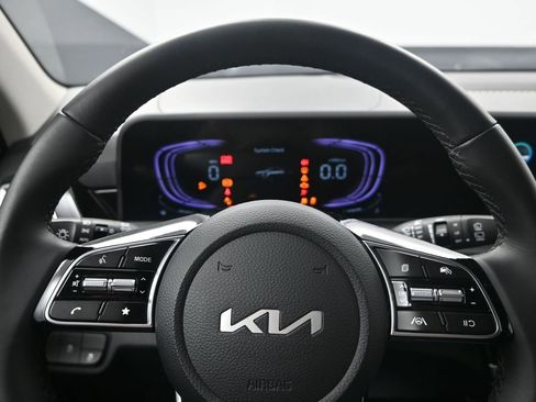 Certified 2026 Kia Seltos S image 15