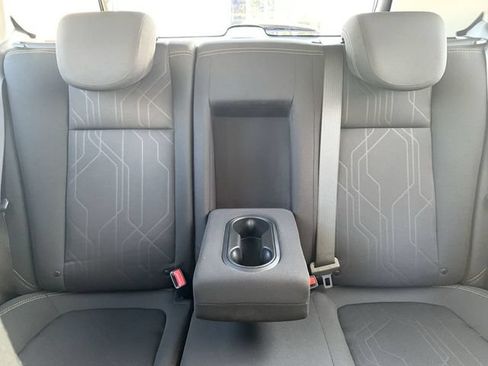 Used 2020 Chevrolet Trax LT FWD image 28