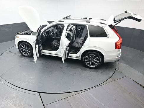 Used 2019 Volvo XC90 T5 Momentum image 49