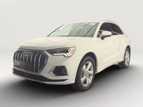 Used 2020 Audi Q3 2.0T Premium Plus image 2