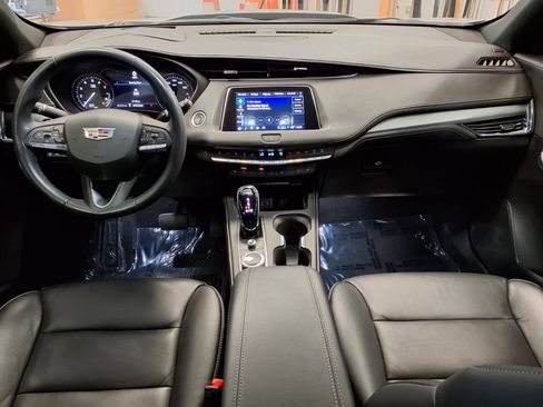 Certified 2023 Cadillac XT4 Premium Luxury w/ Technology Package FWD image 16