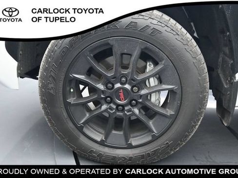 Used 2026 Toyota Tundra Platinum w/ TRD Off-Road Package AWD/4WD image 45