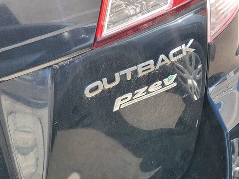 Used 2012 Subaru Outback 2.5i Premium AWD/4WD image 6