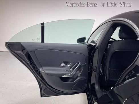 Used 2025 Mercedes-Benz CLA 250 4MATIC image 23