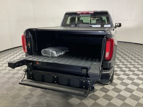 Used 2024 GMC Sierra 1500 Denali AWD/4WD image 34