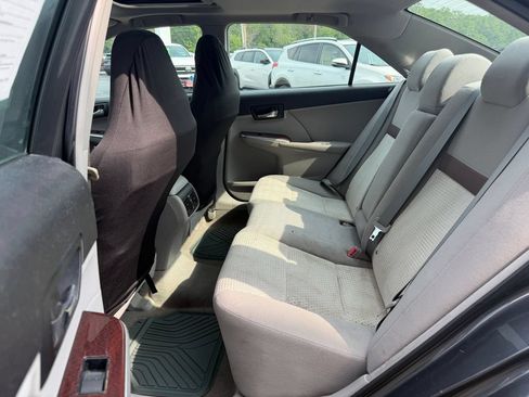 Used 2012 Toyota Camry XLE FWD image 11