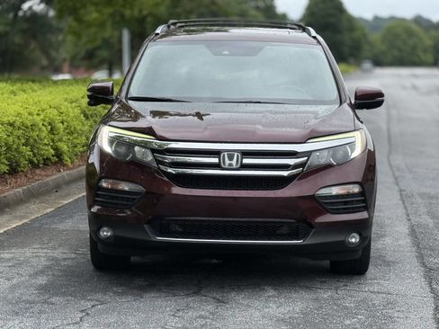 Used 2016 Honda Pilot Touring image 4