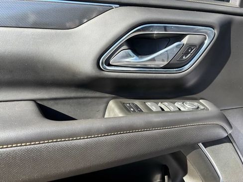 Certified 2022 GMC Yukon AT4 AWD/4WD image 12