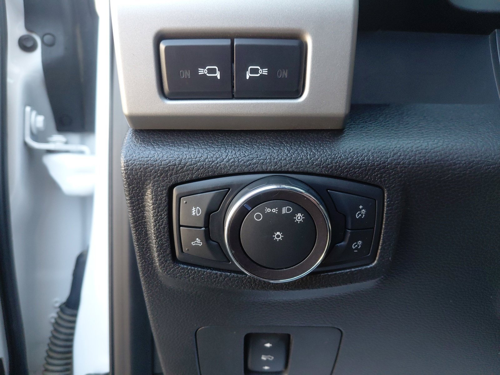 Used 2019 Ford F350 Lariat w/ Lariat Value Package AWD/4WD image 37
