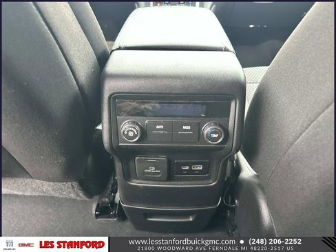 Used 2023 GMC Acadia SLE w/ Driver Convenience Package image 16