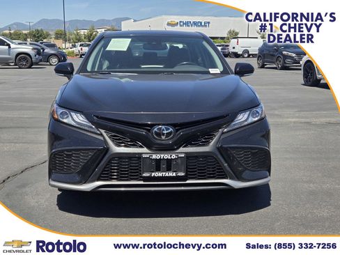 Used 2024 Toyota Camry XSE FWD image 2