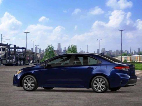 New 2026 Toyota Corolla LE FWD image 5