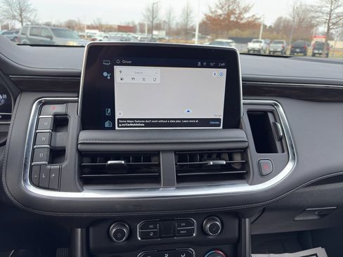 Used 2024 Chevrolet Tahoe Z71 w/ Luxury Package image 13