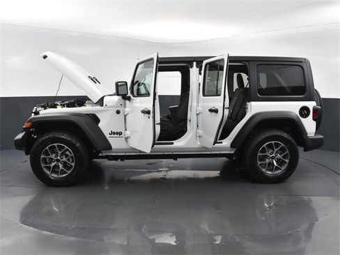 Used 2024 Jeep Wrangler Sport S image 53
