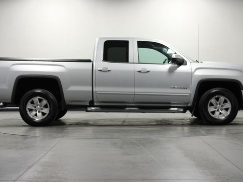 Used 2018 GMC Sierra 1500 SLE w/ SLE Value Package RWD image 3