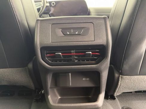 Used 2026 Chevrolet Silverado EV Trail Boss AWD/4WD image 32