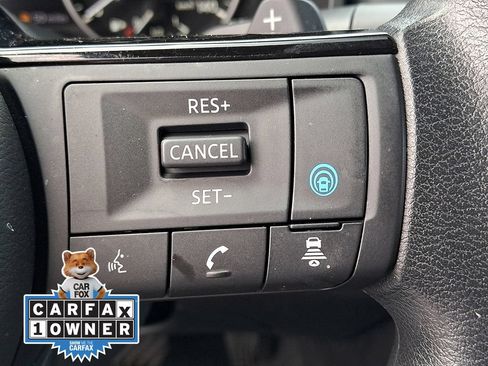 Used 2023 Nissan Rogue SV AWD/4WD image 22