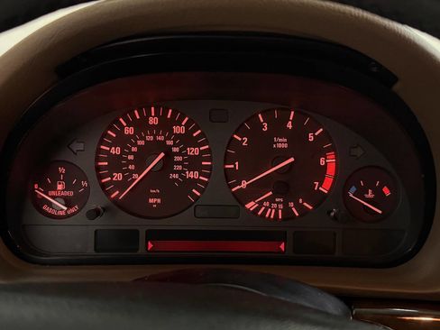 Used 1998 BMW 740i image 48