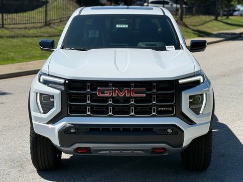 New 2026 GMC Canyon AT4 w/ Technology Plus Package AWD/4WD image 8