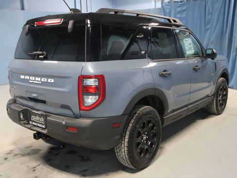 Used 2025 Ford Bronco Sport Badlands image 36