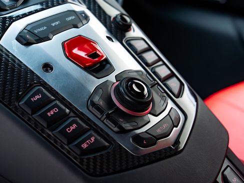Used 2015 Lamborghini Aventador LP 700-4 AWD/4WD image 44