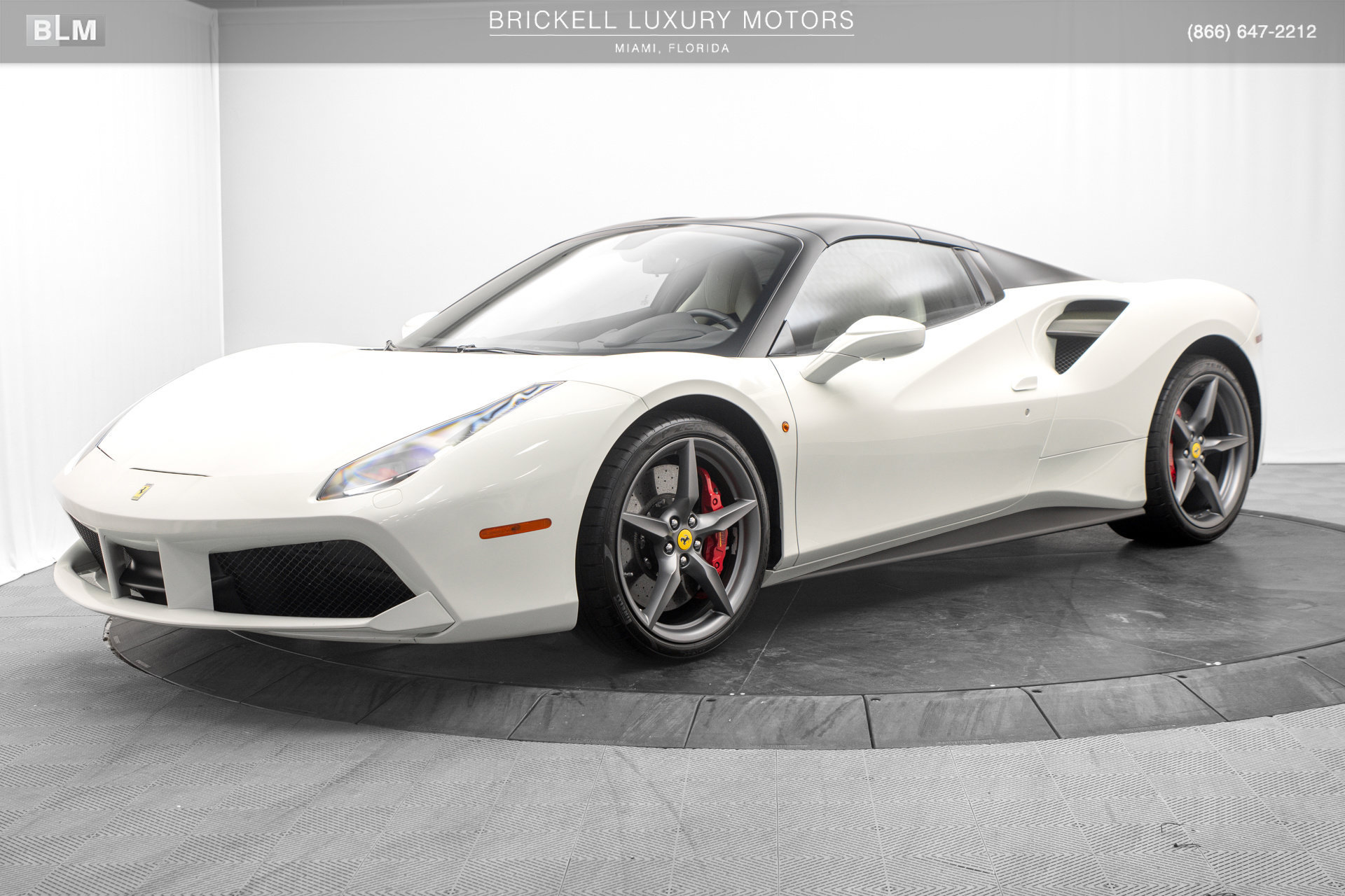Used 2018 Ferrari 488 Spider RWD image 15